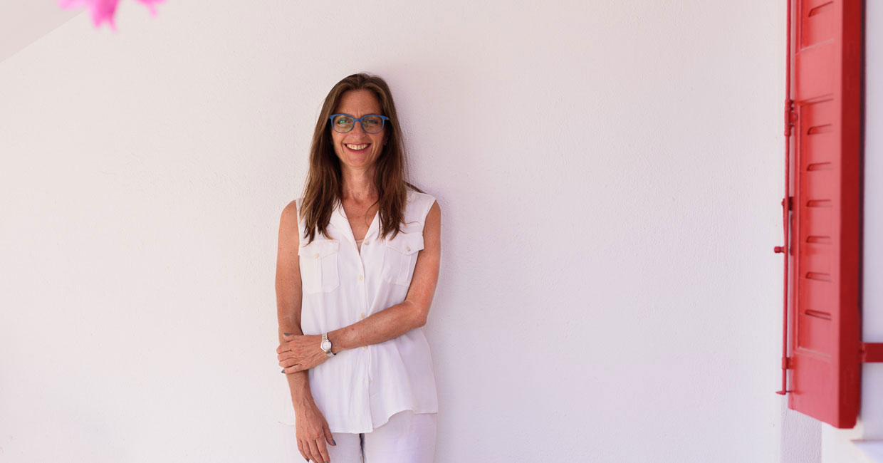 Ronia Anastasiadou - Event planner and alternative activities in Sifnos