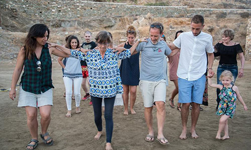 Dancing lessons in Sifnos